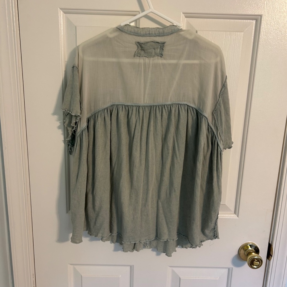 Free People - Picture 2 of 3